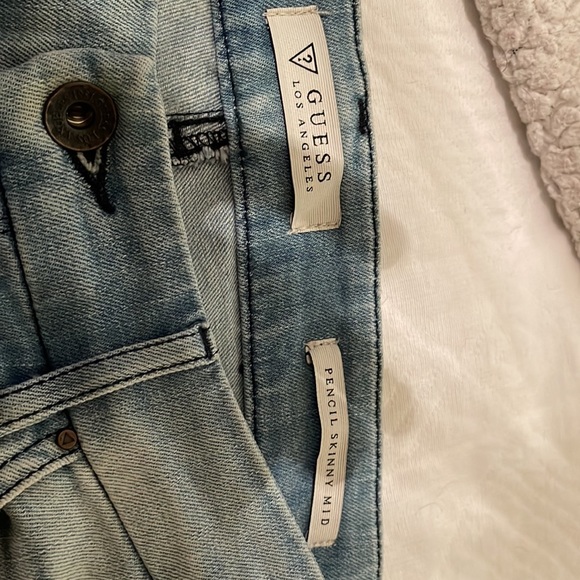 Guess Pencil Skinny Mid rise - Picture 4 of 4